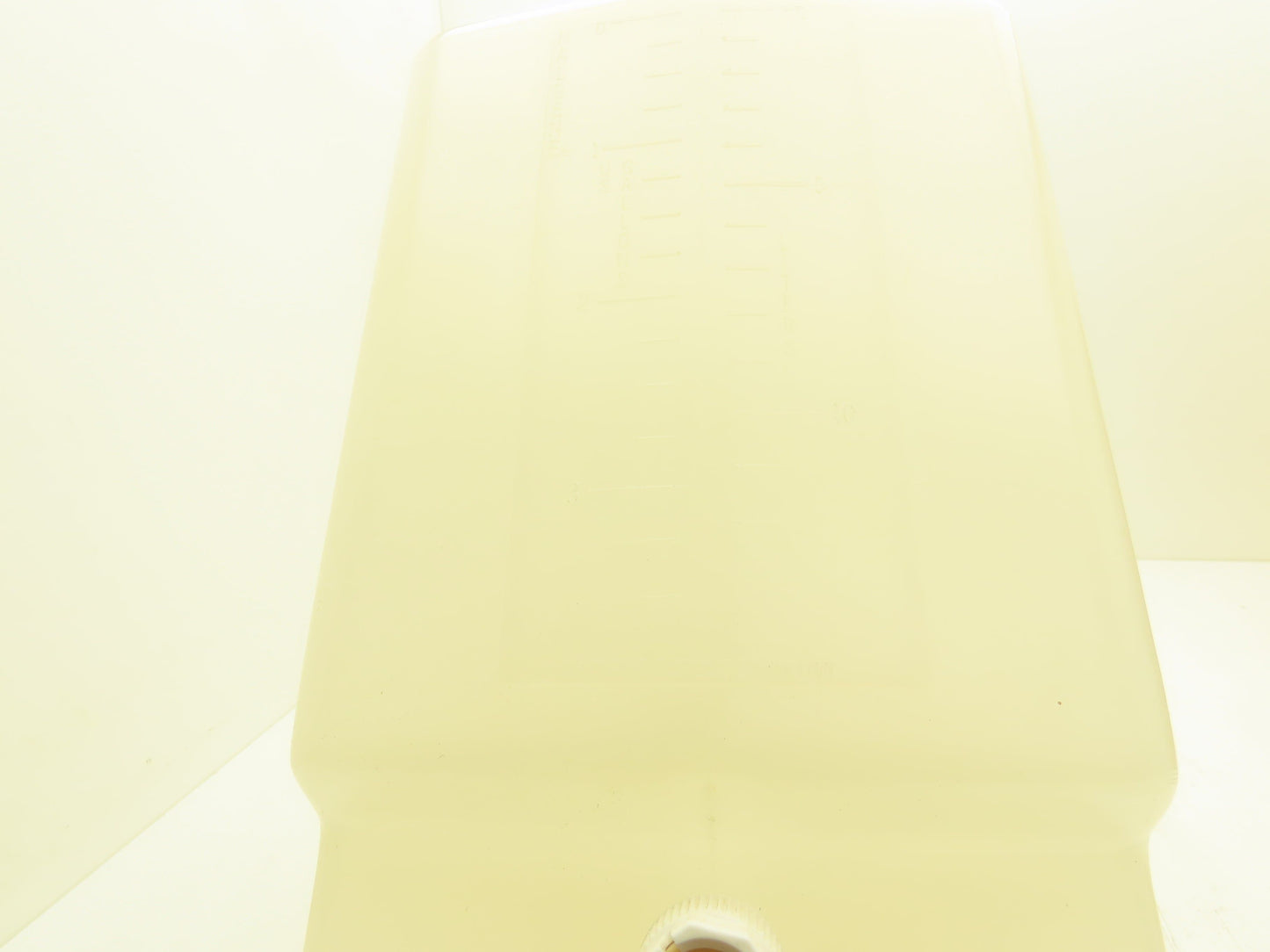 Nalgene 2321-0050 Autoclavable Rectangular Carboy With Spigot 20L Capacity