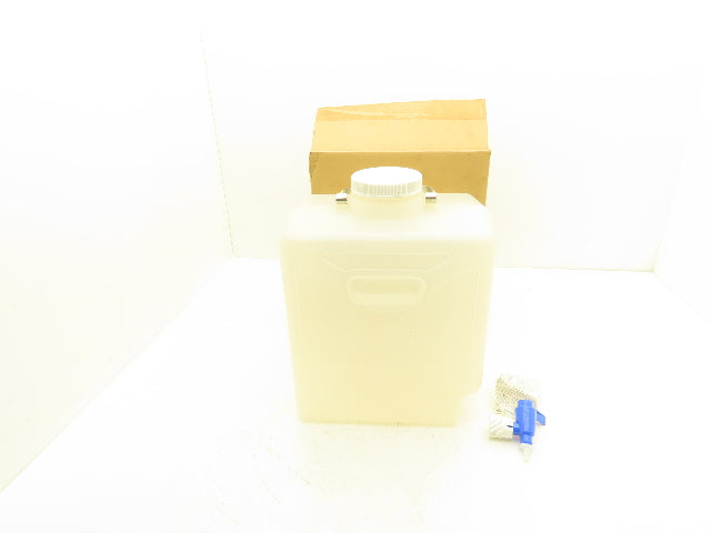 Nalgene 2321-0050 Autoclavable Rectangular Carboy With Spigot 20L Capacity