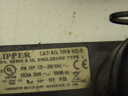 Clipper TWIN 632-S Dual Foot Switch 2-Pedal 125-250VAC 4-Pin Plug  Lot of 2