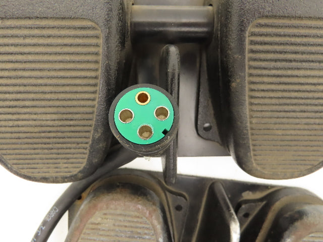 Clipper TWIN 632-S Dual Foot Switch 2-Pedal 125-250VAC 4-Pin Plug  Lot of 2