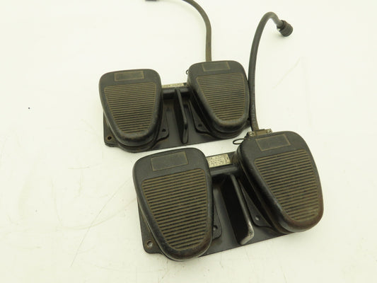 Clipper TWIN 632-S Dual Foot Switch 2-Pedal 125-250VAC 4-Pin Plug  Lot of 2