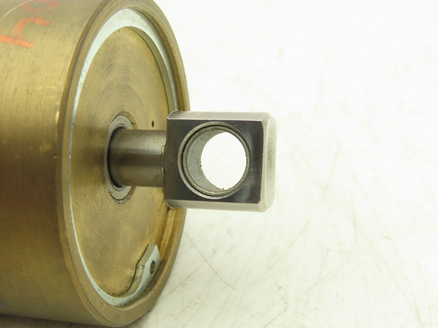 Hekomatic 95324904B Pneumatic Cylinder 62mm Bore 13mm Stroke Spring Return