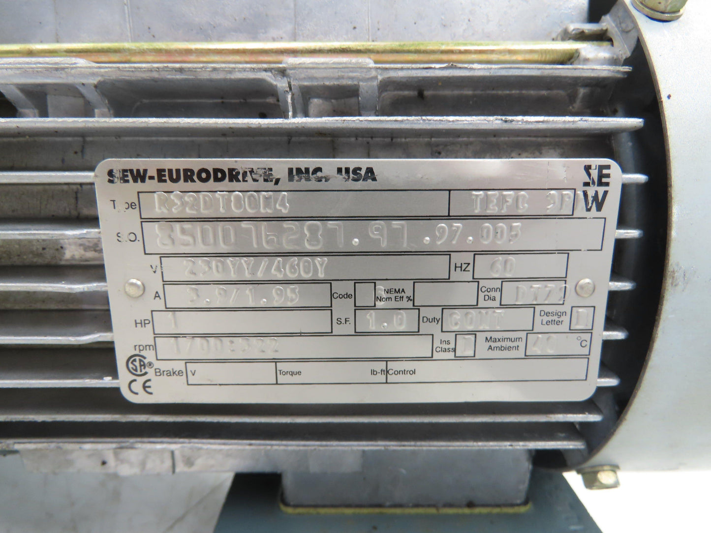 Sew-Eurodrive R32DT80N4 Inline Gearmotor 5.3:1 Reducer 322rpm 1Hp 230/460V 3PH