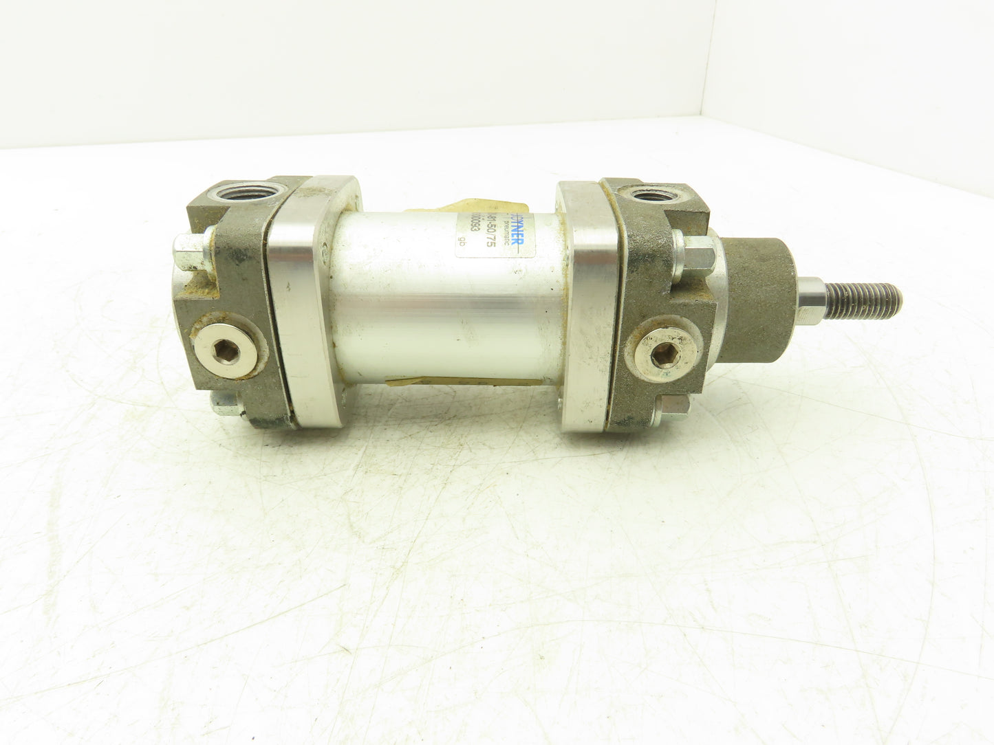Joyner DUDJS-81-50/75 Pneumatic Air Cylinder 50mm Dore 75mm Stroke 145psi