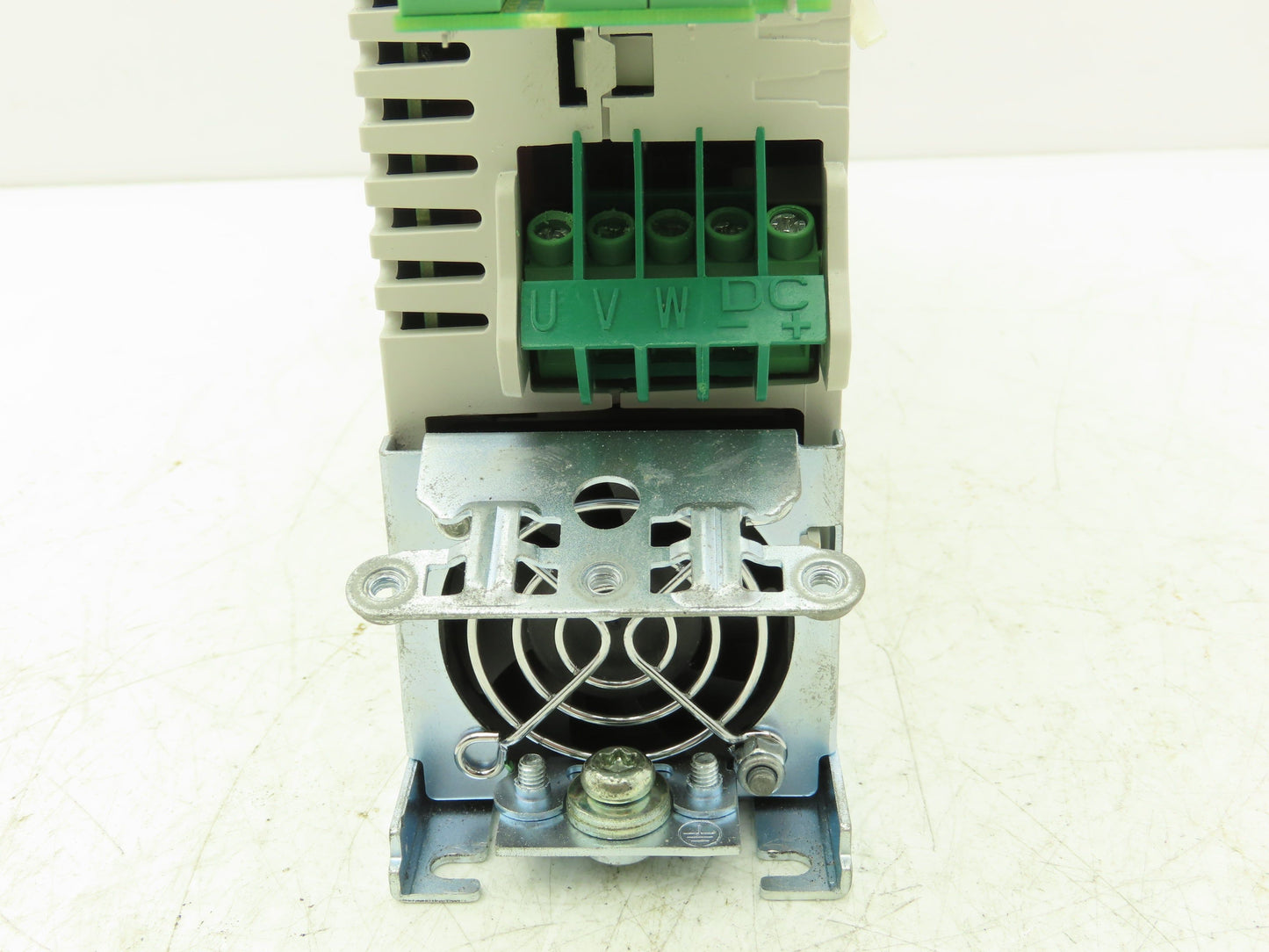 Emerson SP0403 Control Techniques 0.75kW Inverter Drive Unidrive SP 380-480v 3ph