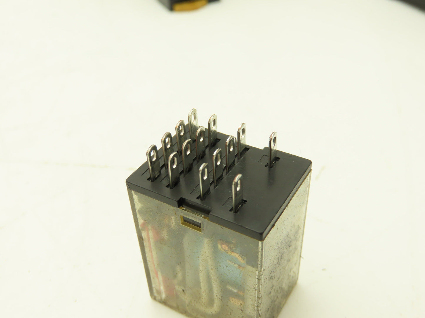Omron MY4 PYF14A-E Relay Unit With Base 24VDC Coil Lot of 26