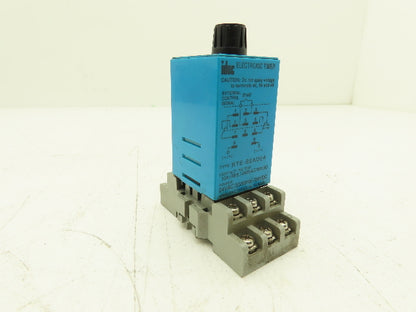 Idec RTE-B2AD24 Electronic Timer Relay Socket 24V 10A 240V 4 Adjustment Lot of 3