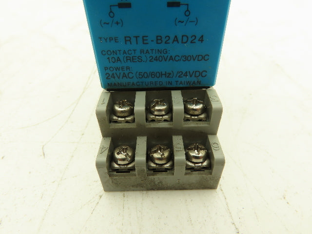 Idec RTE-B2AD24 Electronic Timer Relay Socket 24V 10A 240V 4 Adjustment Lot of 3