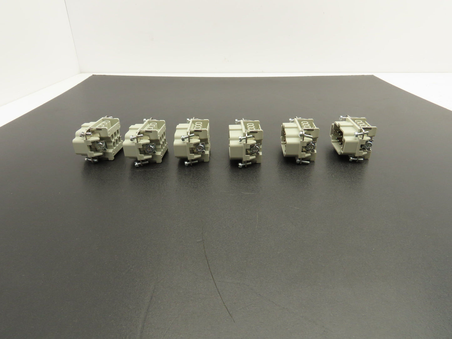 Epic 10190000 HB-E Male Connector Insert 6-Pin 16A 500V Lot of 6