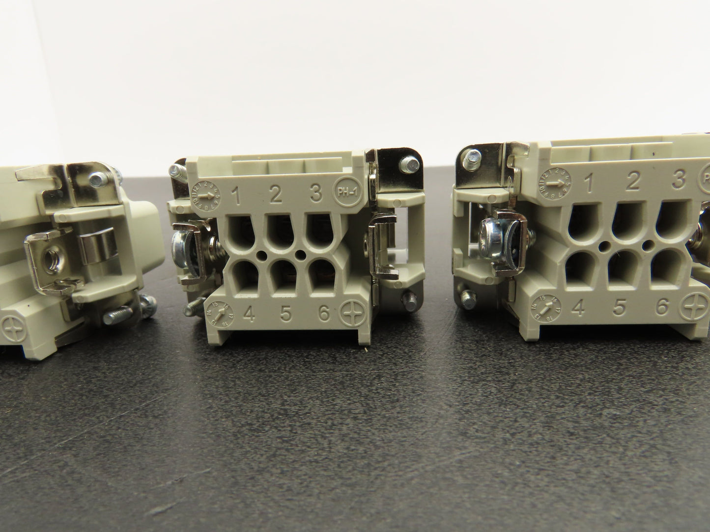 Epic 10190000 HB-E Male Connector Insert 6-Pin 16A 500V Lot of 6