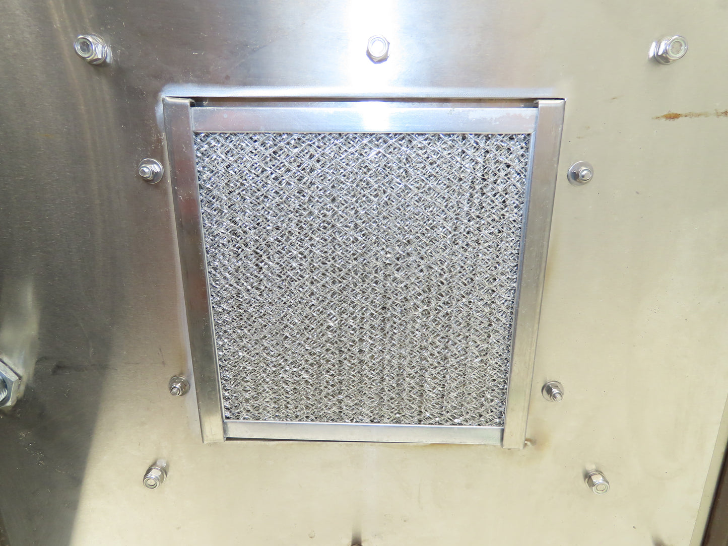 Saginaw Electrical Enclosure 20"x20"x10" Stainless Steel Wall Mount Fan Cooled