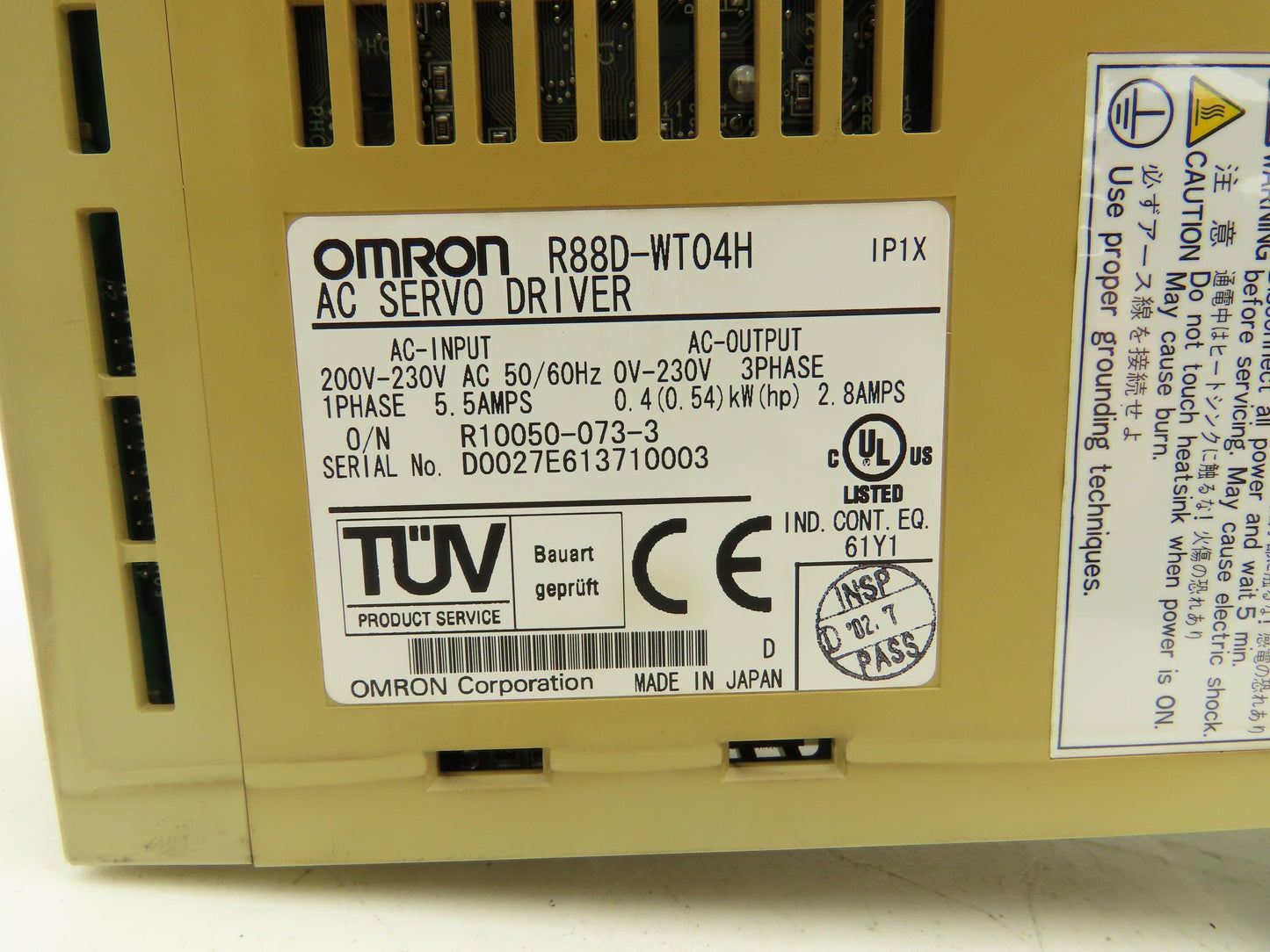 Omron R88D-WT04H AC Servo Drive 200-230V 1PH 5.5A Input 0-230V 3ph 2.8A Output