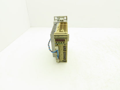 Omron R88D-WT04H AC Servo Drive 200-230V 1PH 5.5A Input 0-230V 3ph 2.8A Output