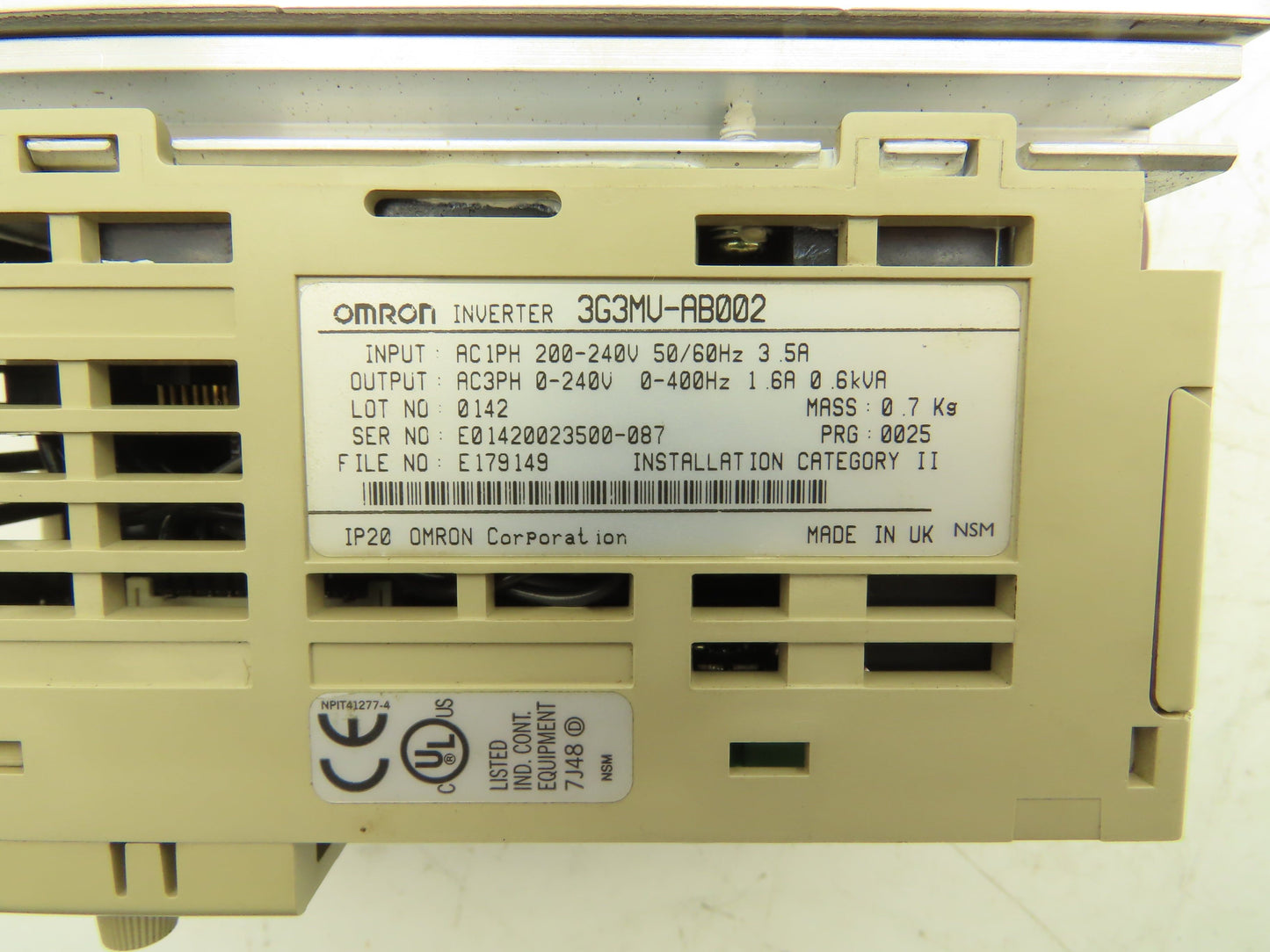 Omron 3G3MV-AB002 Sysdrive Inverter 0.25kW 200-240v 3.5A Input 0-240V1.6A Output
