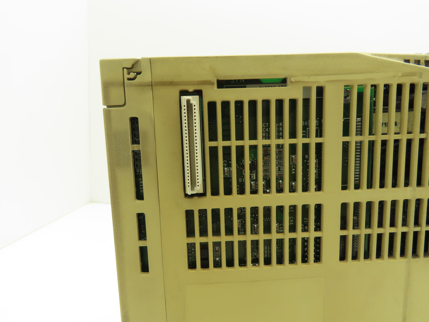 Omron R88D-WT20HF AC Servo Drive 480V 8.4A 2kW 3PH