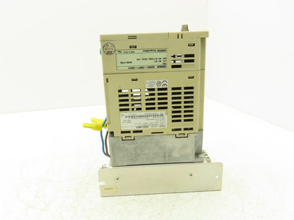 Omron 3G3MV-AB004 Sysdrive Inverter 0.55kW 200-240v 7.4A Input 0-240V 3A Output