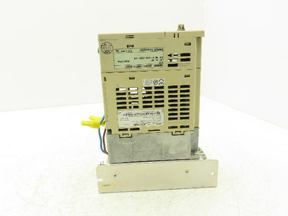 Omron 3G3MV-AB004 Sysdrive Inverter 0.55kW 200-240v 7.4A Input 0-240V 3A Output