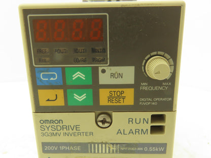 Omron 3G3MV-AB004 Sysdrive Inverter 0.55kW 200-240v 7.4A Input 0-240V 3A Output