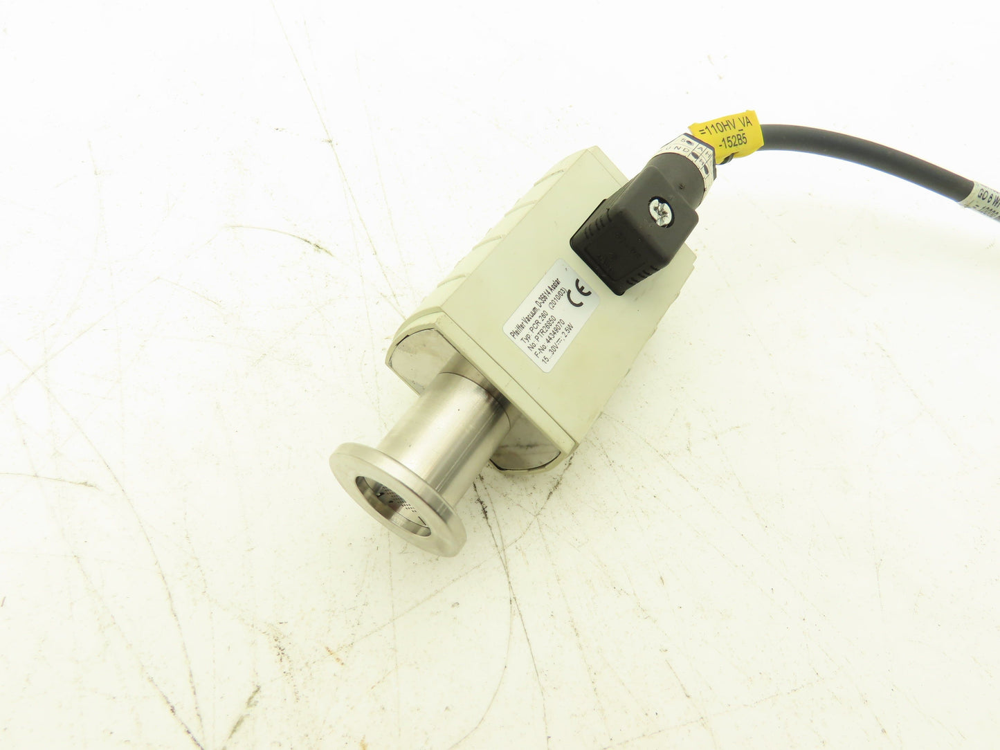 Pfeiffer Vacuum PCR 260 Compact Pirani Capacitance Gauge DN16 Flange 15-30Vdc