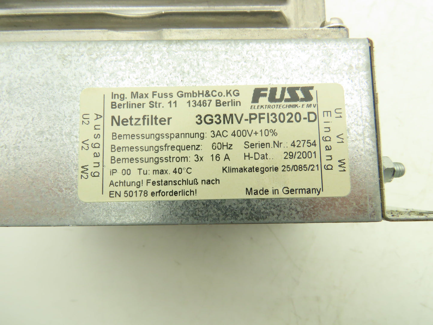 Omron 3G3MV-A4030 Sysdrive Inverter 3 kW 200-240v 10.6A Input 0-240V 7.2A Output