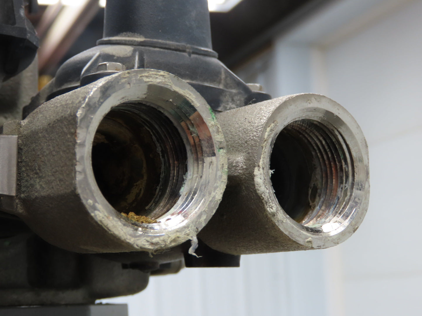 Puritan FT-90 Aquamind Plus Twin Tank Water Softener Brine Tank 1" Hookup