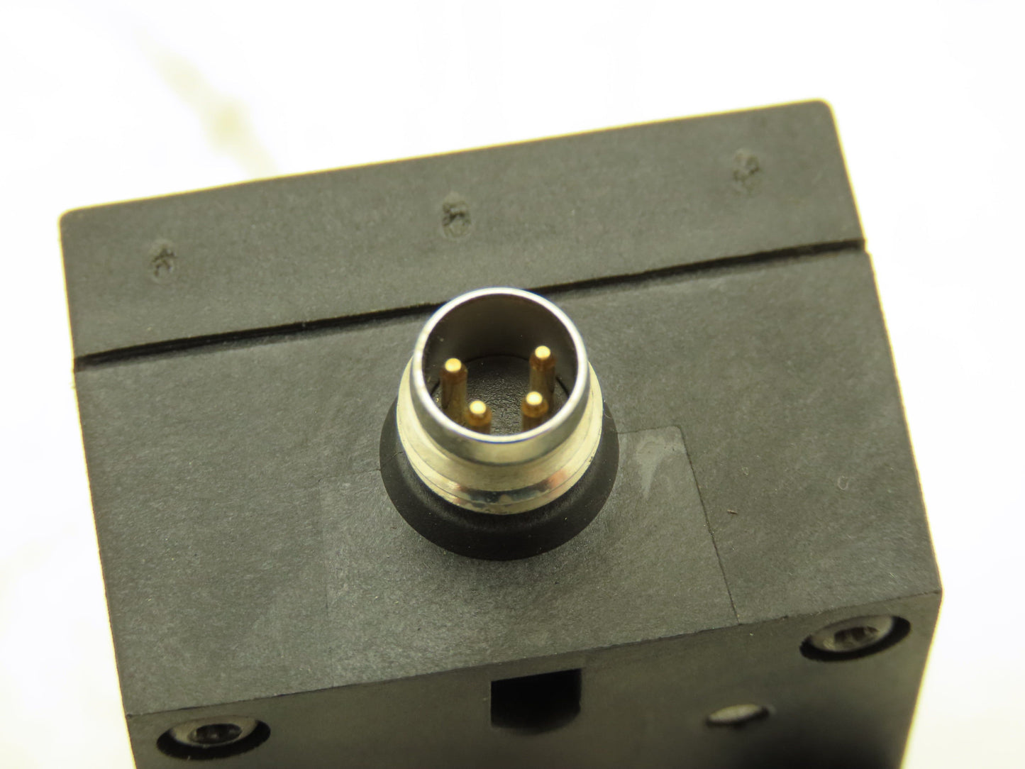 Festo SDE1-D10-G2-R14-L-P2-M8 Digital Air Pressure Sensor 529968