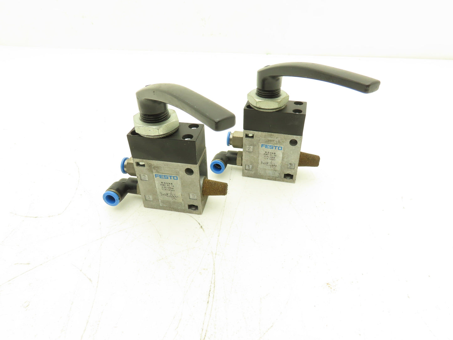 Festo H-3-1/4-B Pneumatic Manual Hand Lever Valve 3/2-way 145psi G1/4"  Lot of 2
