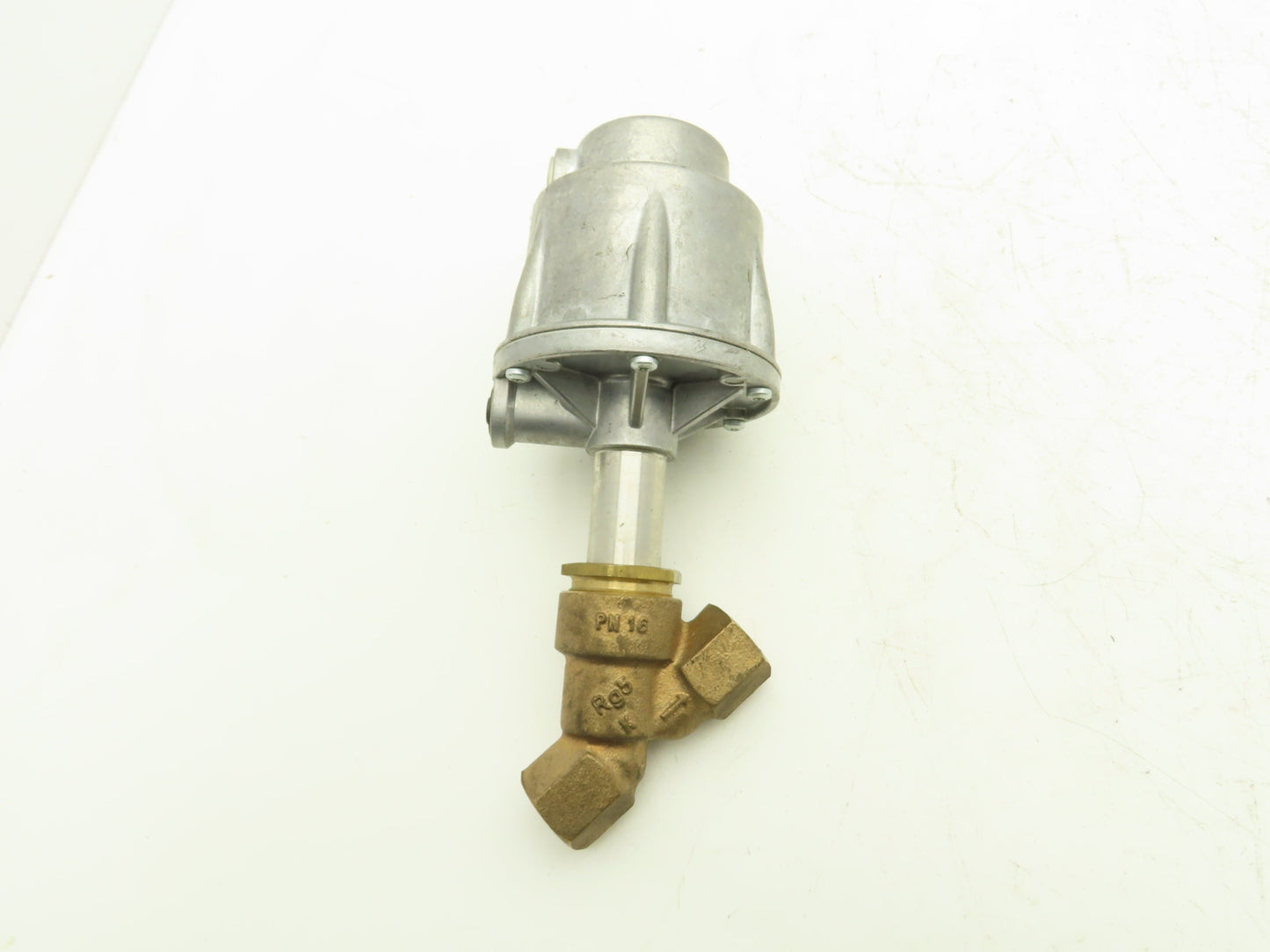 GEMU 514 15D31 9 52 1 Pneumatically Operated Angular Seat Globe Valve 1/2"NPT NO