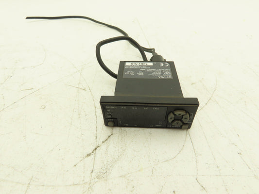 Keyence GT-75A Contact Sensor Amplifier Panel Mount Led Display