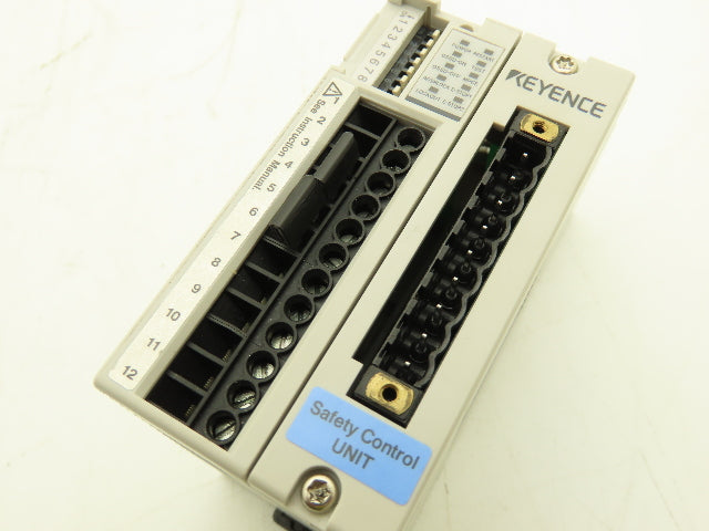 Keyence SL-R11E Safety Relay Control Unit 24VDC Din Rail Mount