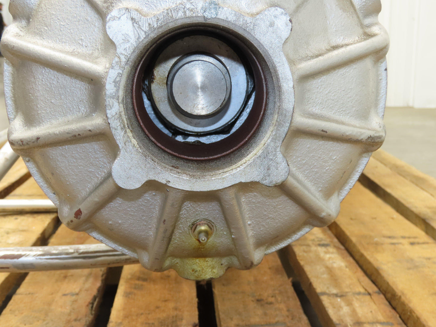 Newco 13F-LCC4/2-NC  14" Gate Valve Class 300 Gear Operated Side Handwheel