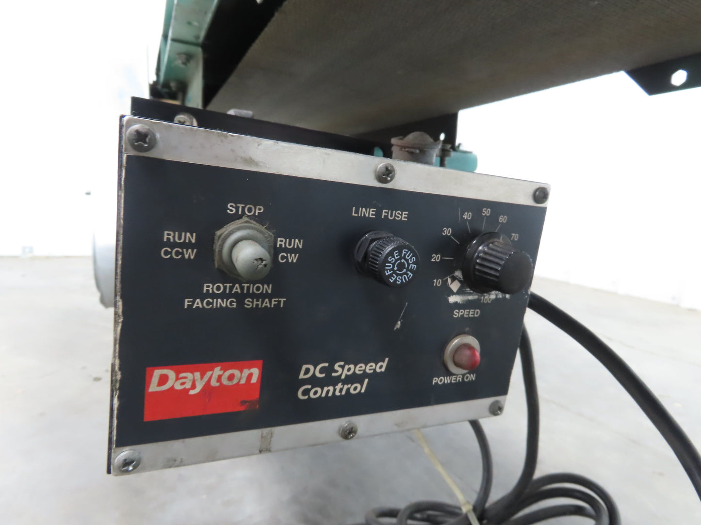 Roach 18"x 6' Slider Bed Conveyor 13"Belt Variable Speed 2-way Drive 120V 65fpm