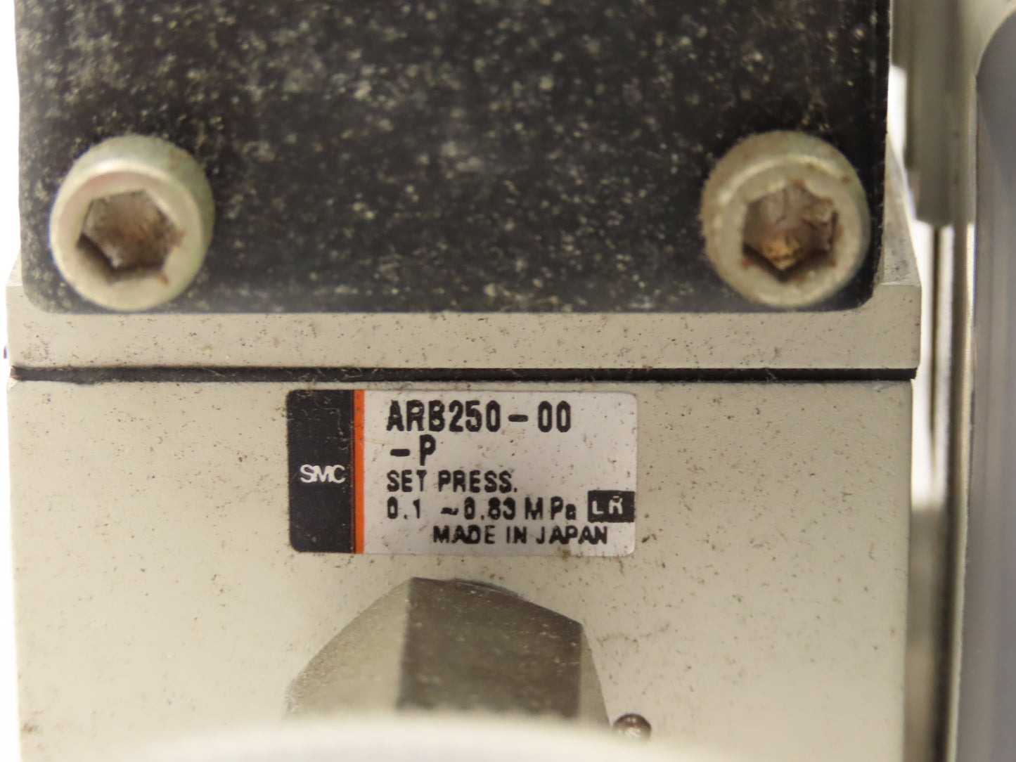 SMC VV713-03R-03D Solenoid Valve 4-Station Manifold 4/5 Port