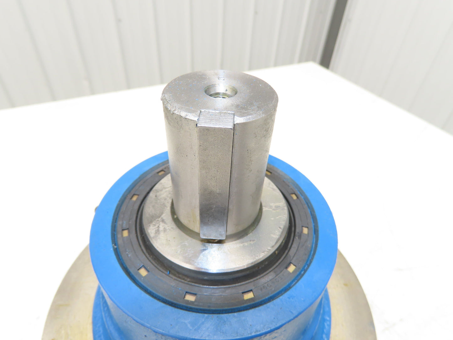 Relex AG CH-8645 Gearbox Jona 17:1 Reducer 6.5 Hp 85rpm 182T Inline