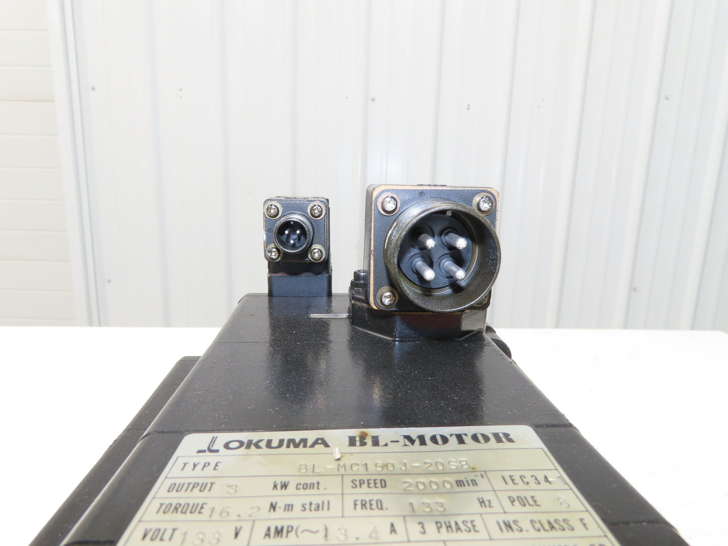 Okuma BL-MC150J-20SB AC Servo Motor 3kw 133V 2000rpm Encoder ER-J-7200D