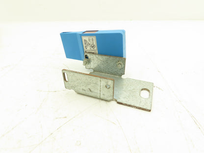 Sick WTR2-P551S08 Photoelectric Sensor Photo Switch Photoeye 4 Pin M12 Lot of 4