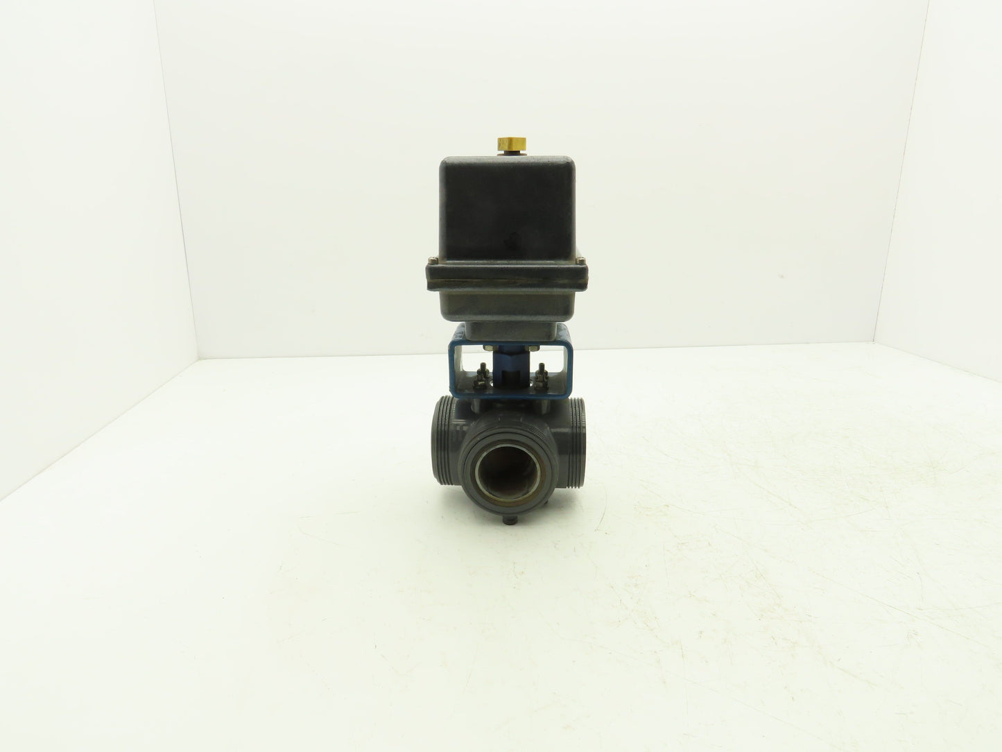 Bi-Torq 2" PVC Face Seal Ball Valve 3-Way 115VAC Actuator IC-3WL-15-200-E-A-4
