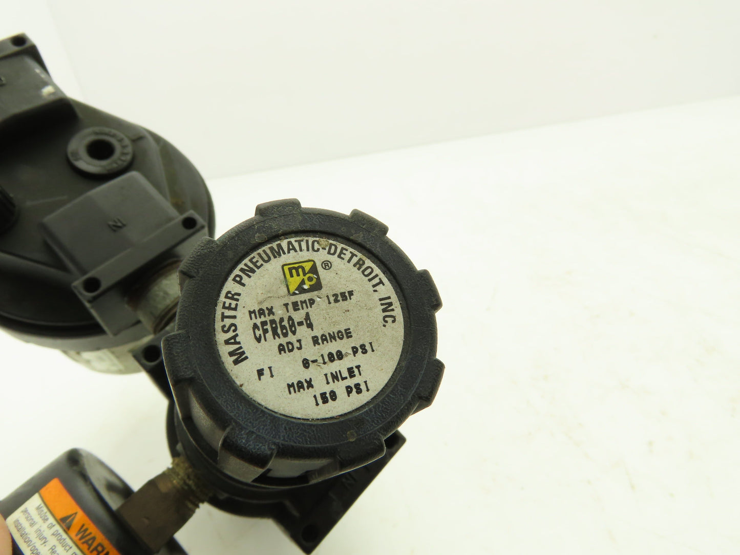 Master Pneumatic Detroit  Filter Regulator Lubricator Combination 1/2" NPT