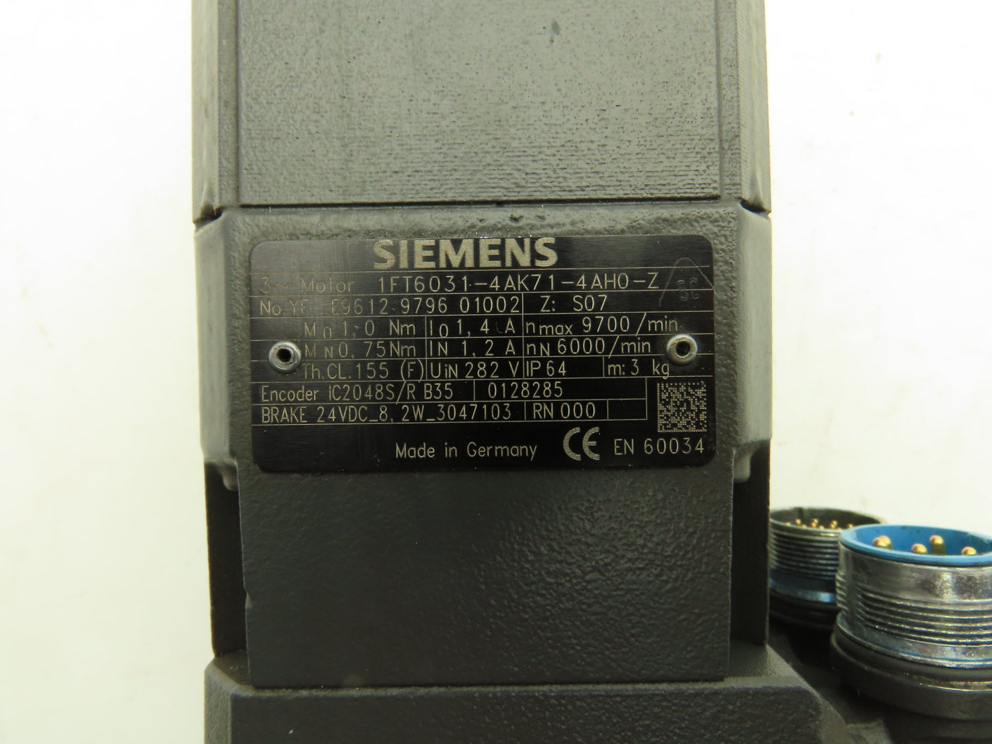 Siemens 1FT6031-4AK71-4AH0-Z Servo Motor w/Brake - Encoder IC2048S/R B35