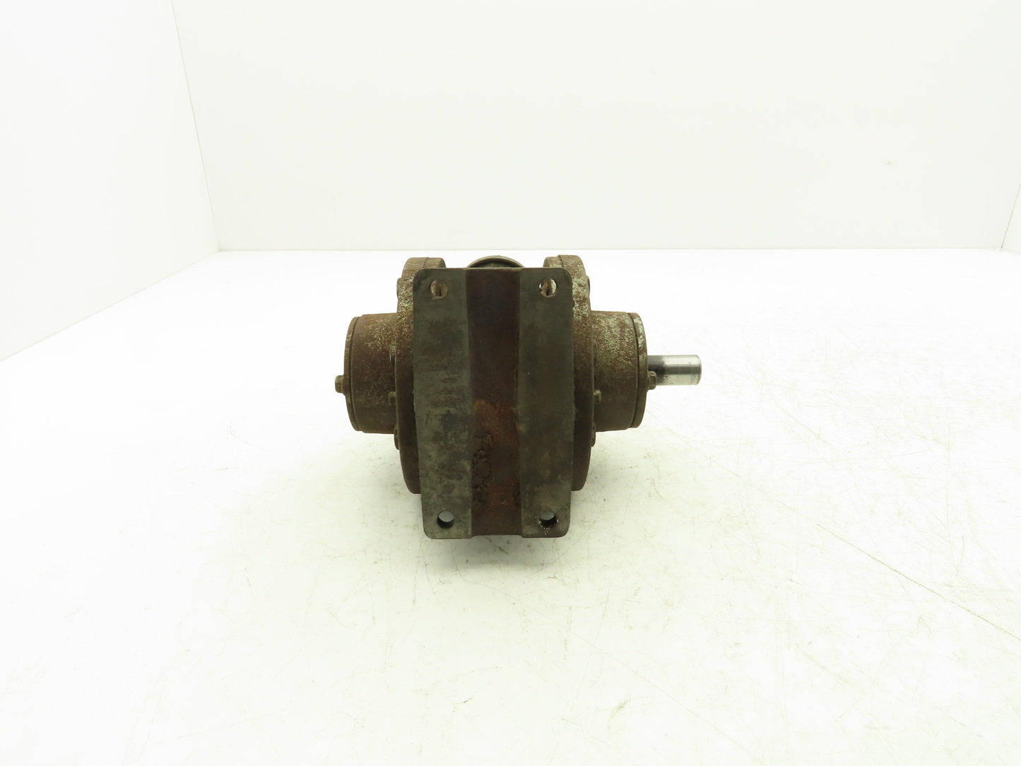 Gast 8AM-FRV-2B Pneumatic Air Motor 5Hp 2500 RPM 100 PSI 175 CFM