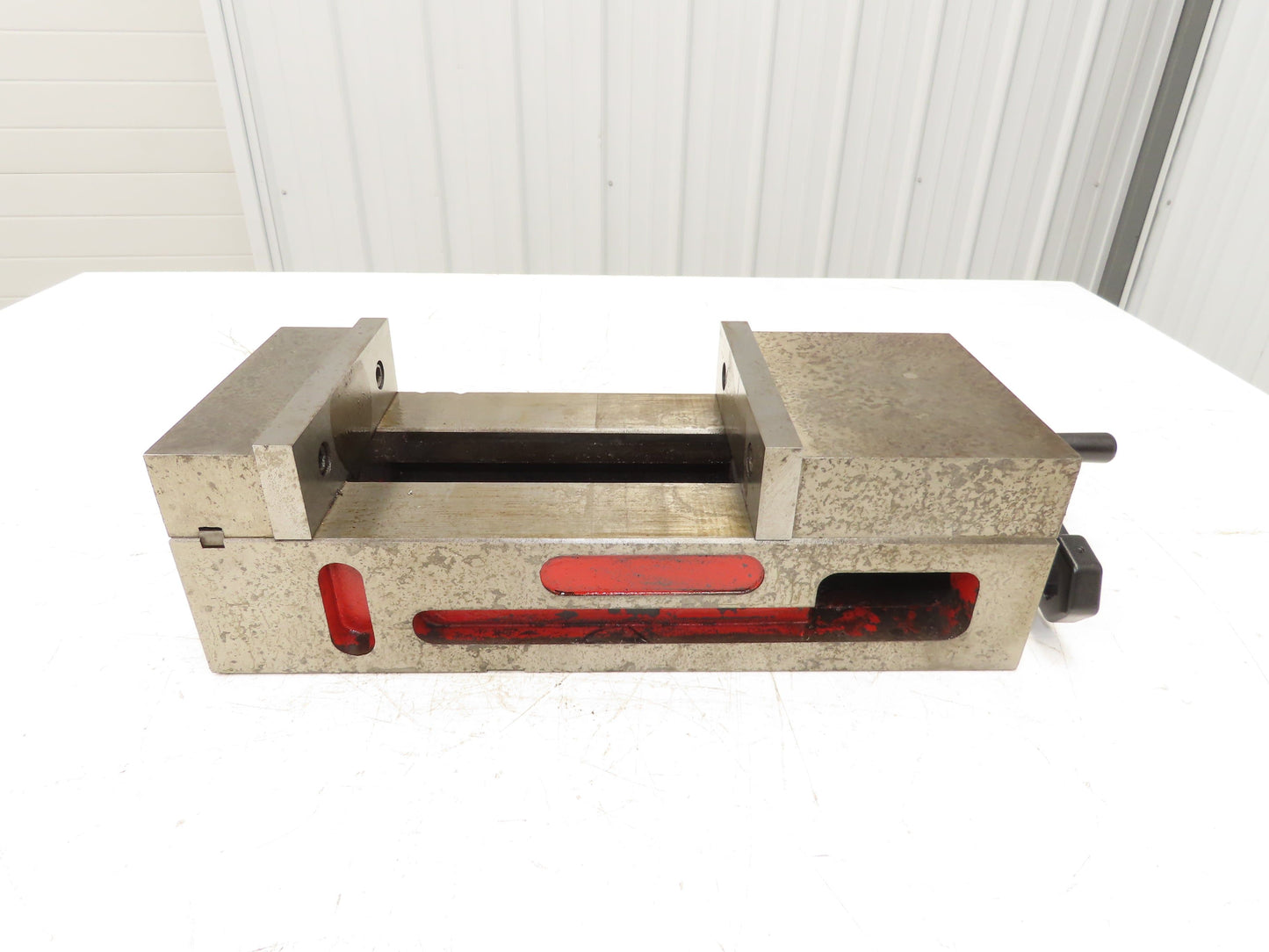 Super-Lock 6" Machine Vise 7.5" opening