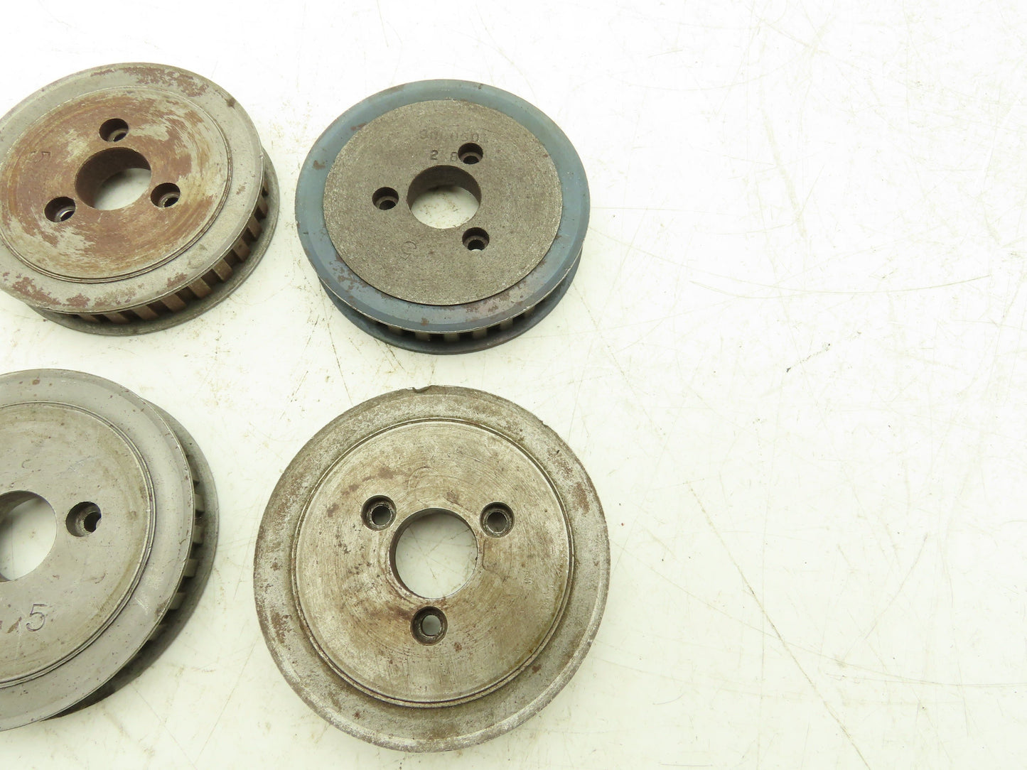 Timing Pulley 3/8" Pitch 30 Tooth 1/2" W 15/16" Bore Lot of 6