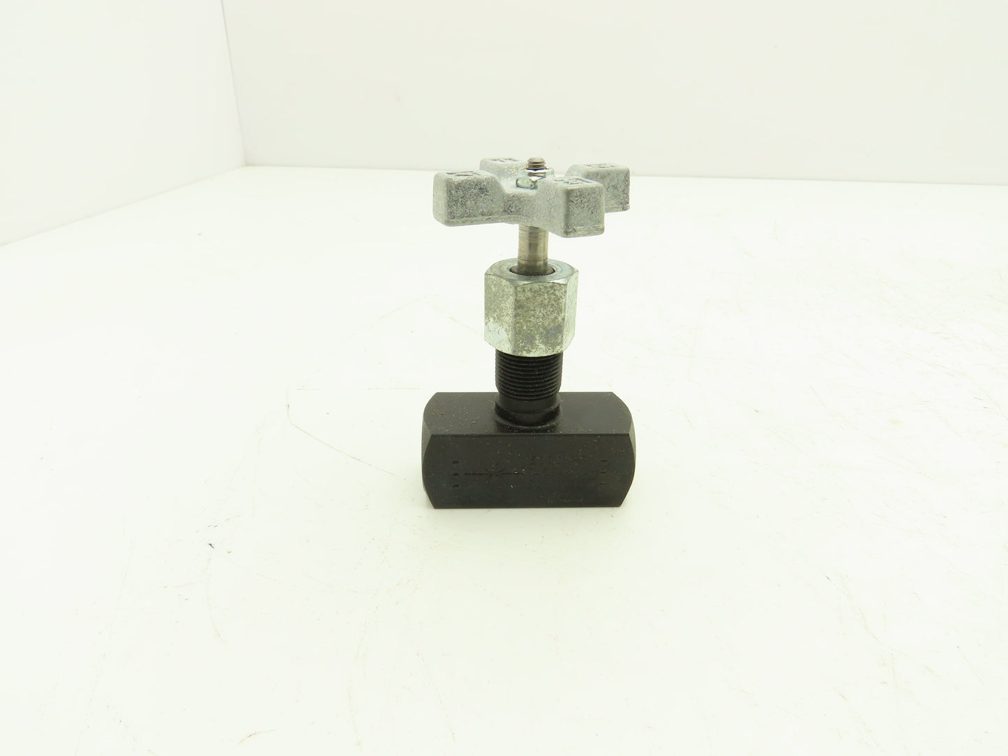 Parker MV620S Metering Valve #6 SAE 5 GPM Max