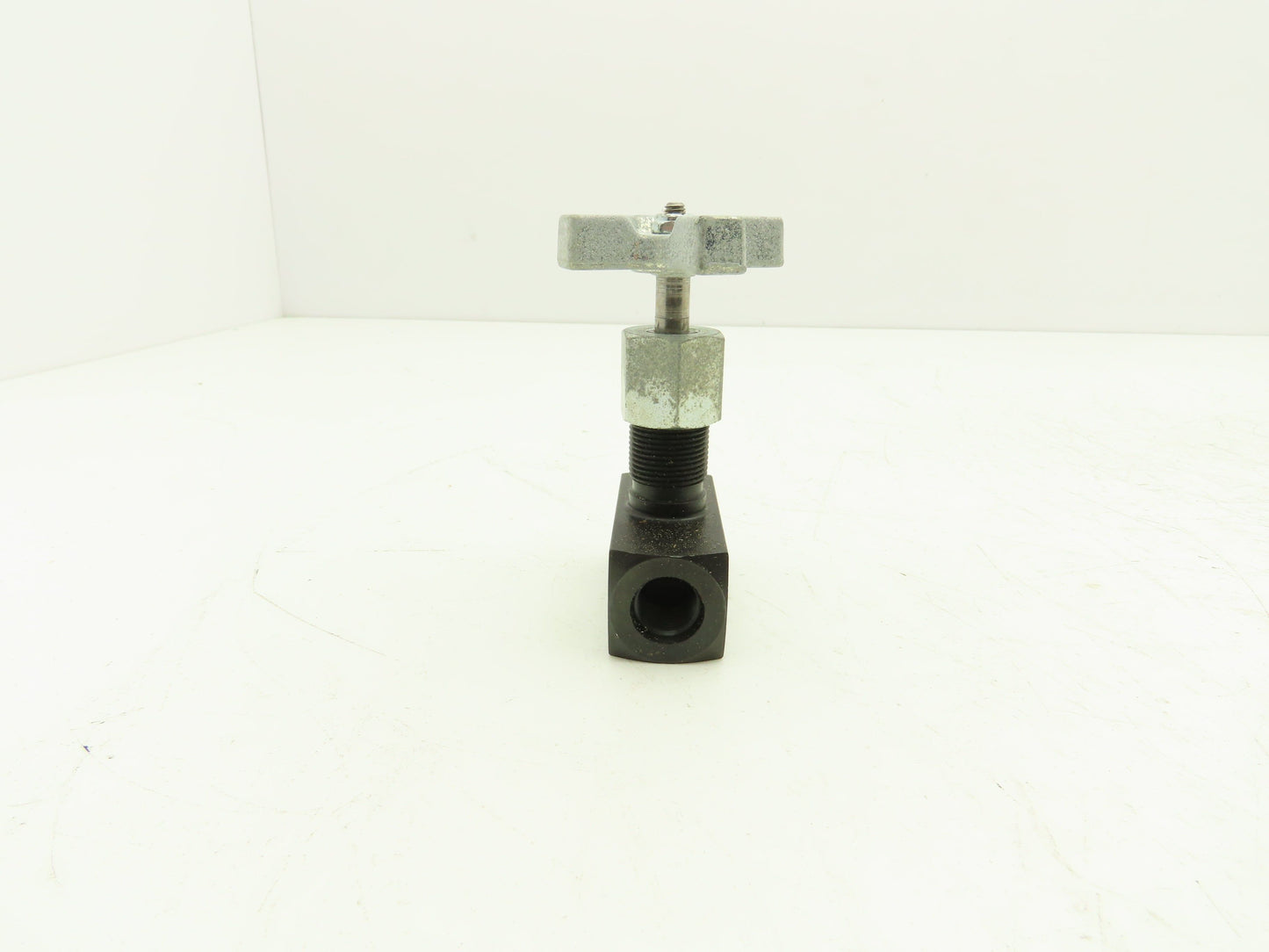 Parker MV620S Metering Valve #6 SAE 5 GPM Max