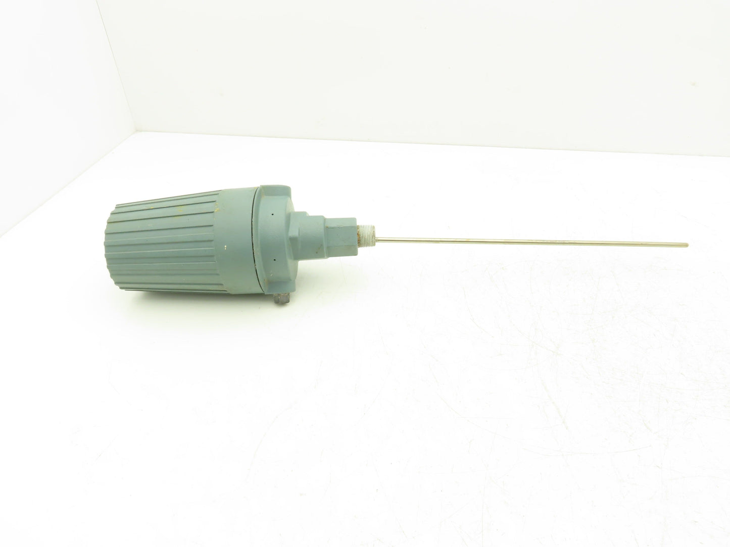 Foxboro RTT10-AQFLS012 Temperature Transmitter 0-150°F 30VDC NEMA 4