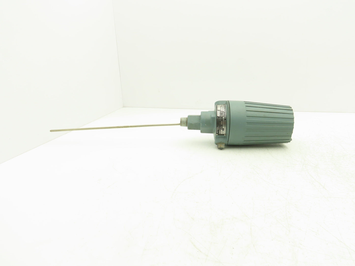 Foxboro RTT10-AQFLS012 Temperature Transmitter 0-150°F 30VDC NEMA 4