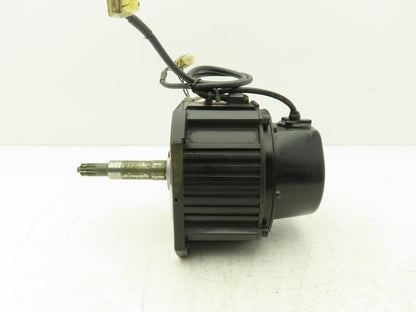 Yaskawa UTSAE-B17BB AC Servo Motor 0.55kW 2000rpm 200v with 3-3/4" Shaft