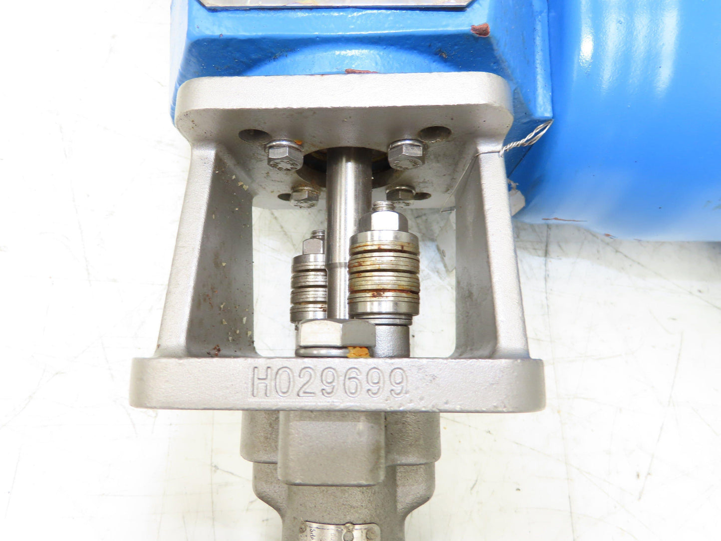 ABB Electro-Pneumatic Valve Positioner with 1" ANSI Flange Ball Valve