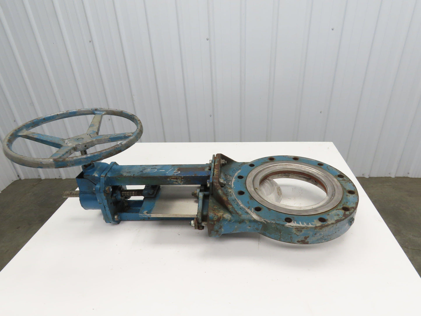 Dezurik 10" Knife Gate Valve 90 degree Crank Rising Stem **BAD SEAL**