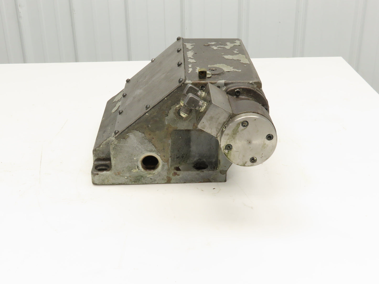Okuma LB-200 CNC Lathe Spindle Tailstock 18"